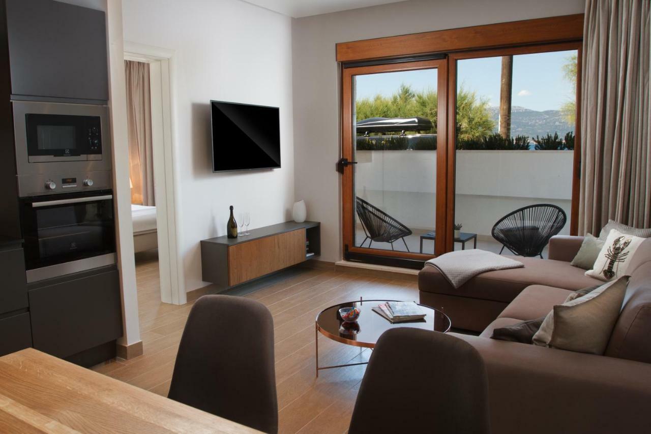Luxury Poolside Villa Slatine Luaran gambar