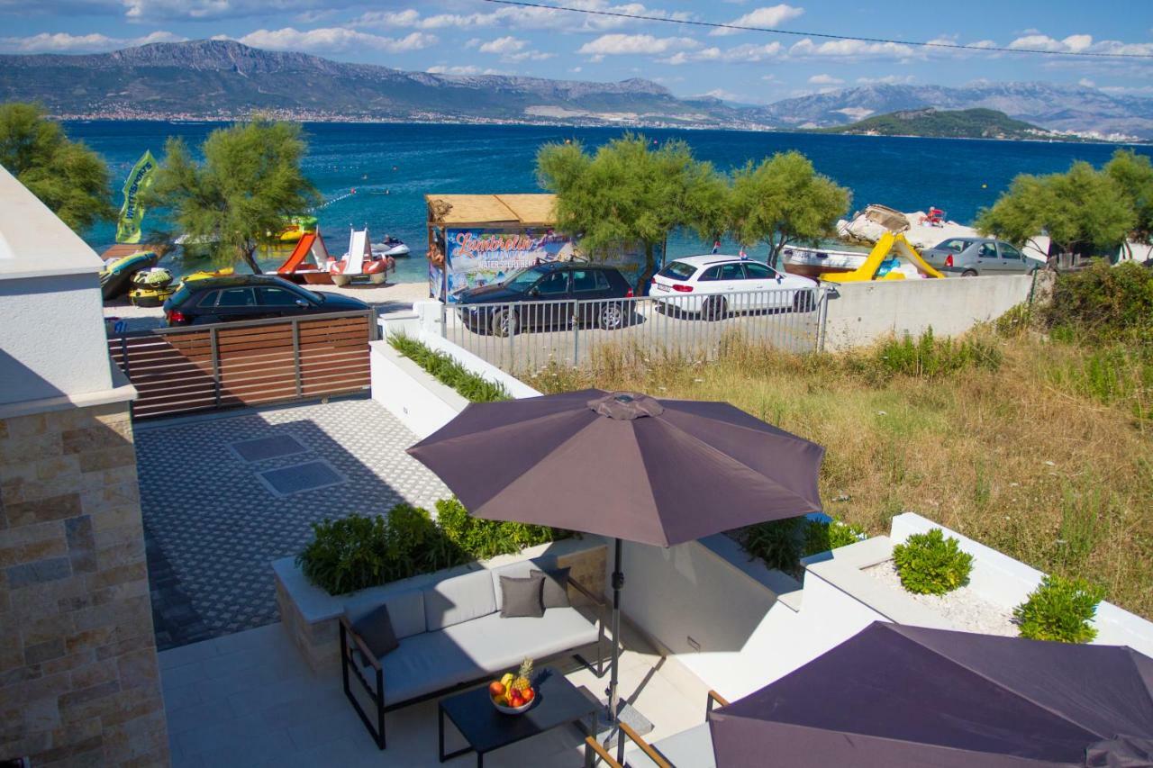 Luxury Poolside Villa Slatine Luaran gambar